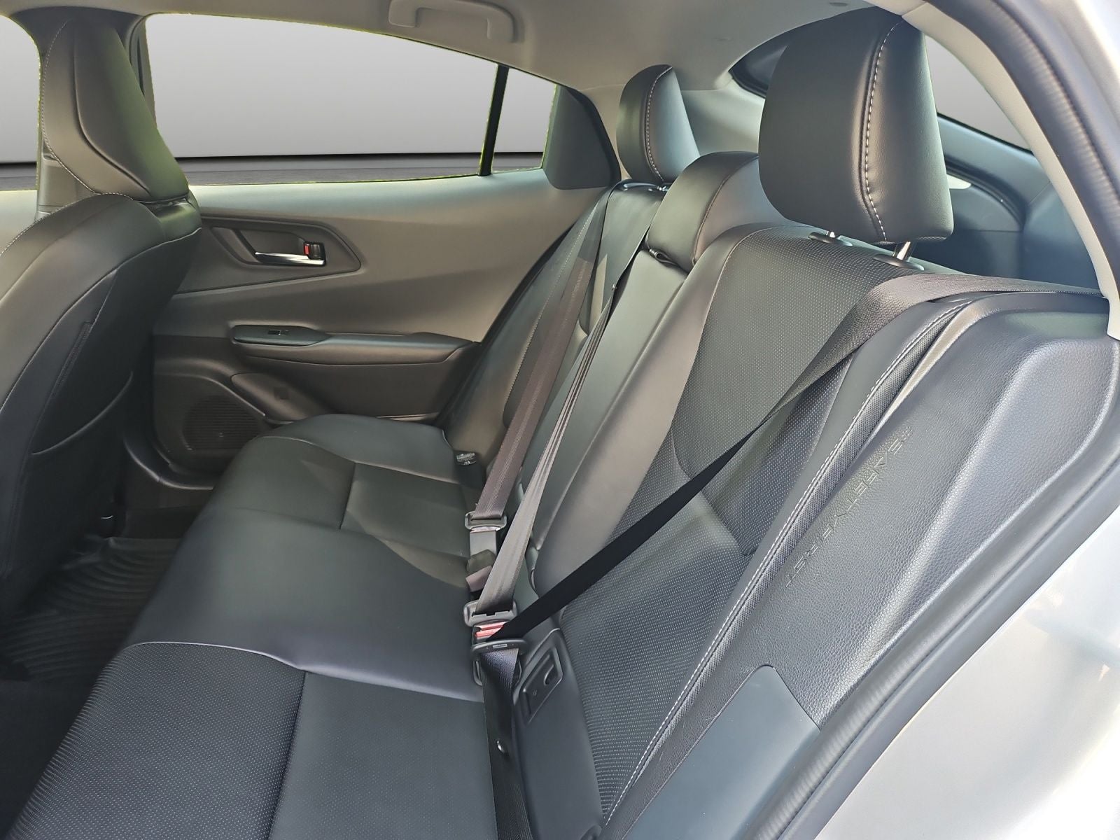 2025 Toyota Prius XLE