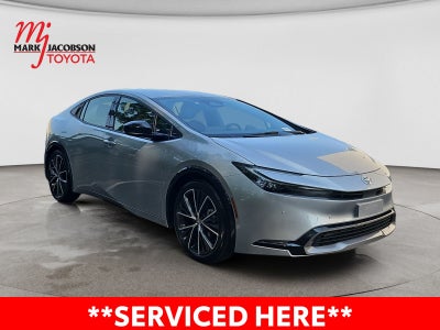 2025 Toyota Prius XLE