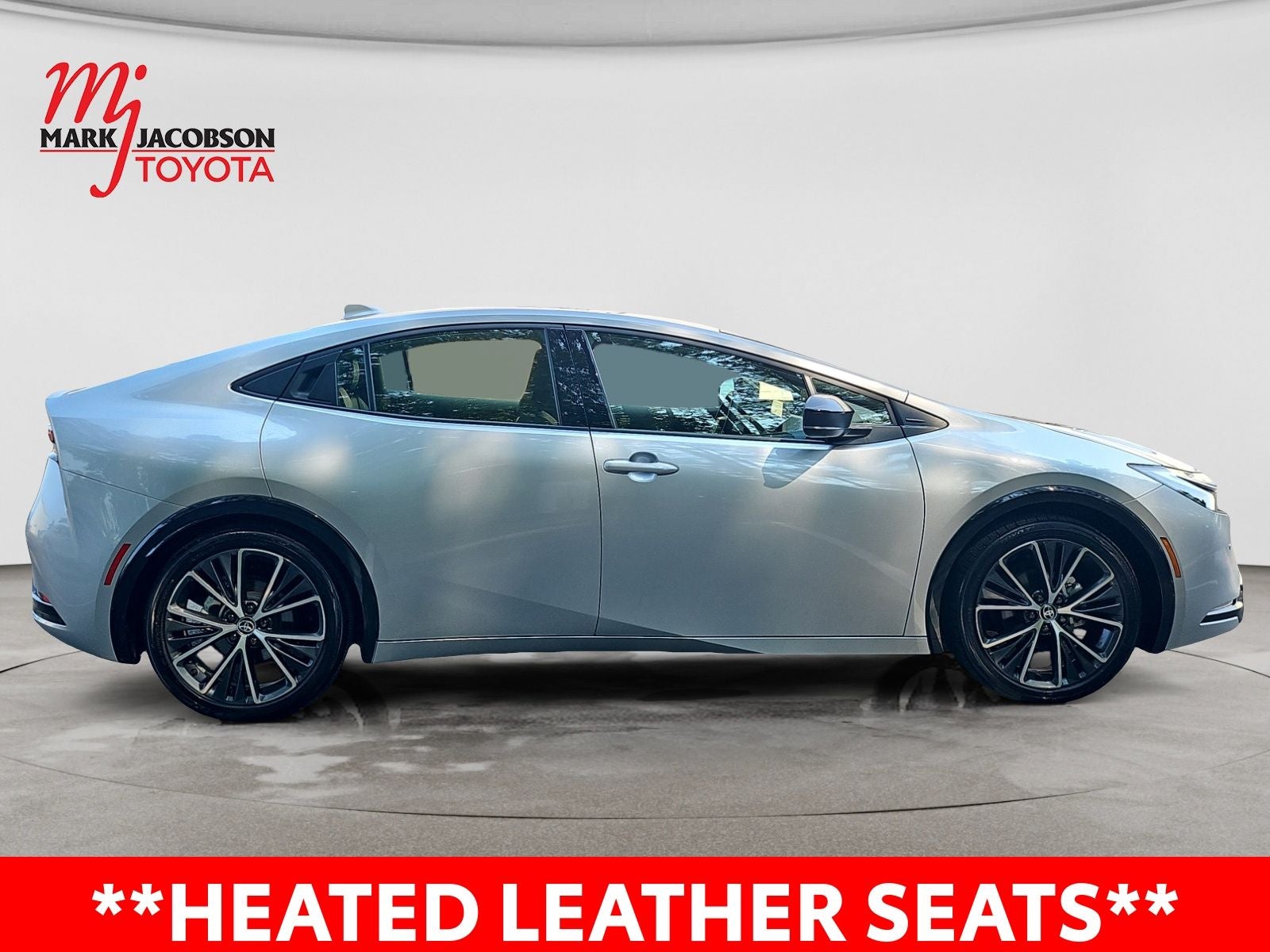 2025 Toyota Prius XLE