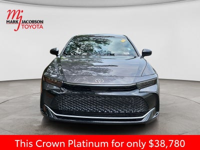 2023 Toyota Crown Platinum