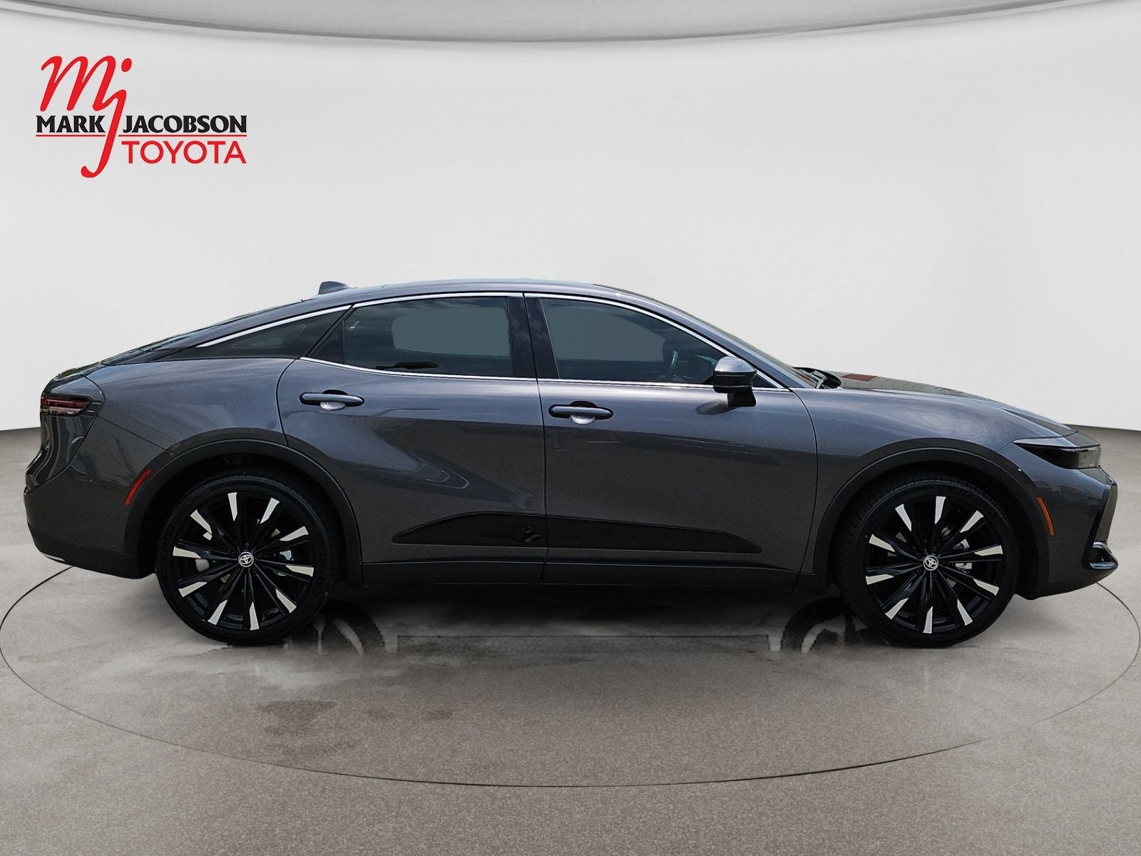 2023 Toyota Crown Platinum