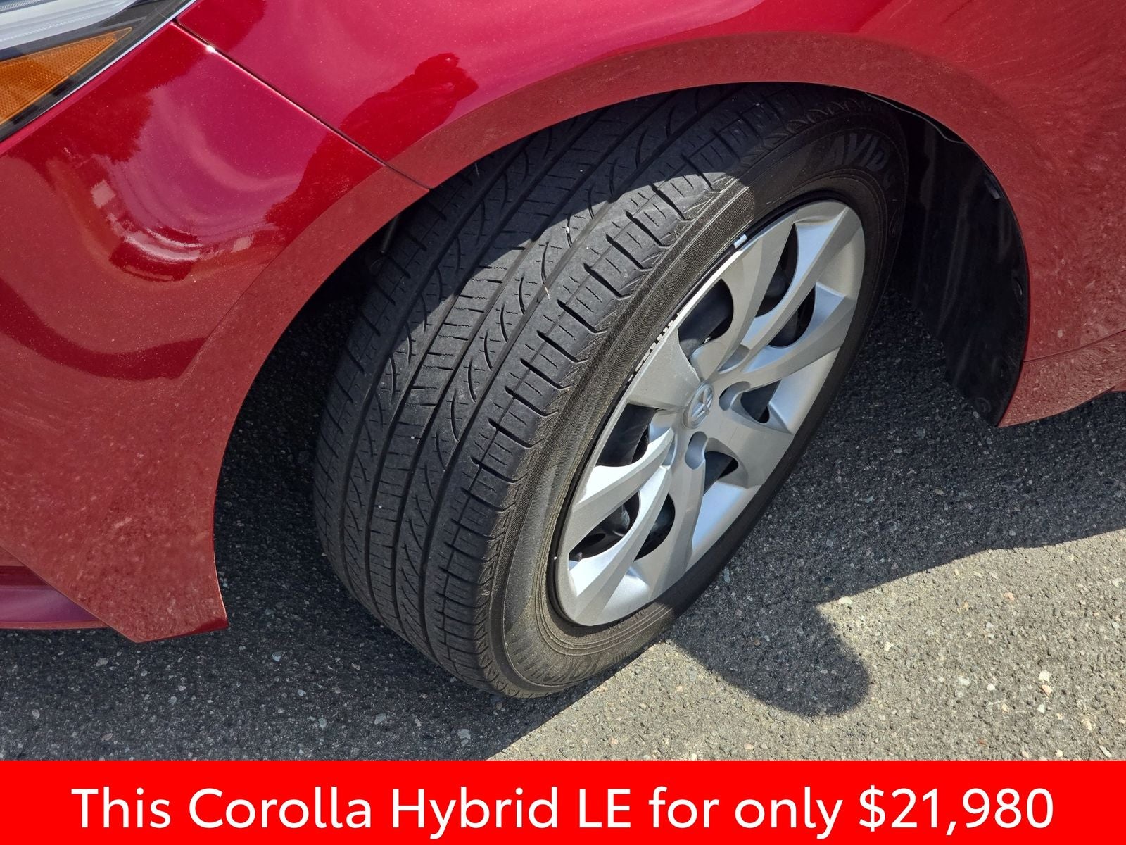 2024 Toyota Corolla Hybrid LE