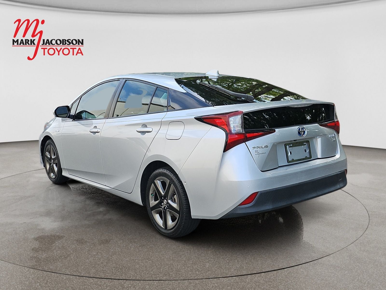 2020 Toyota Prius XLE