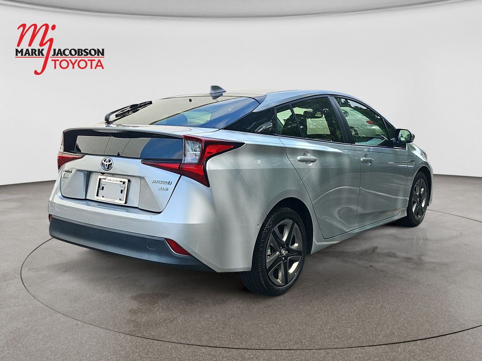 2020 Toyota Prius XLE