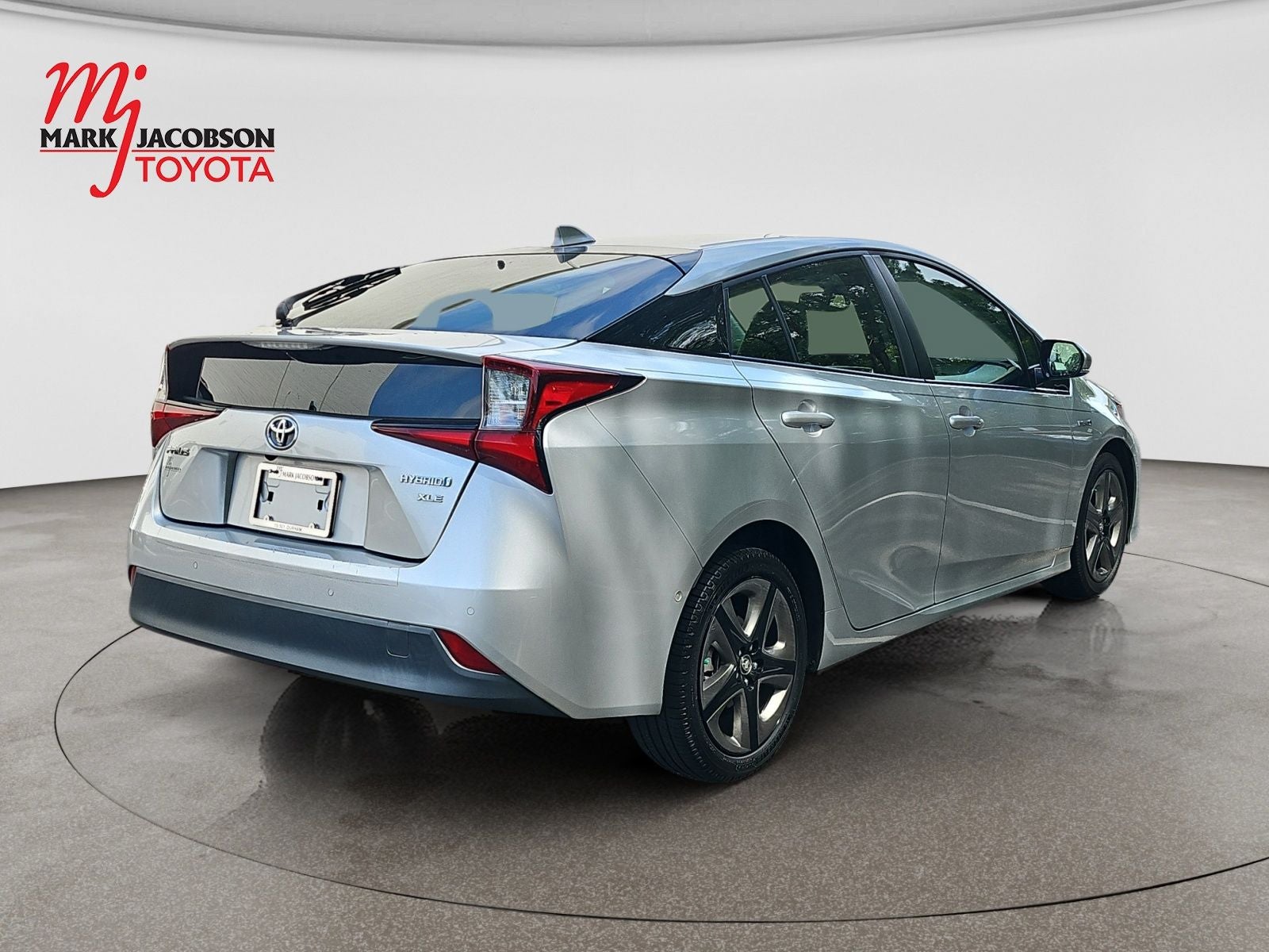 2020 Toyota Prius XLE