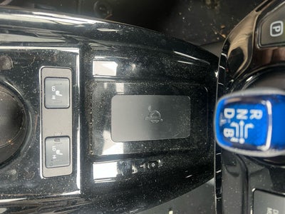 2019 Toyota Prius XLE