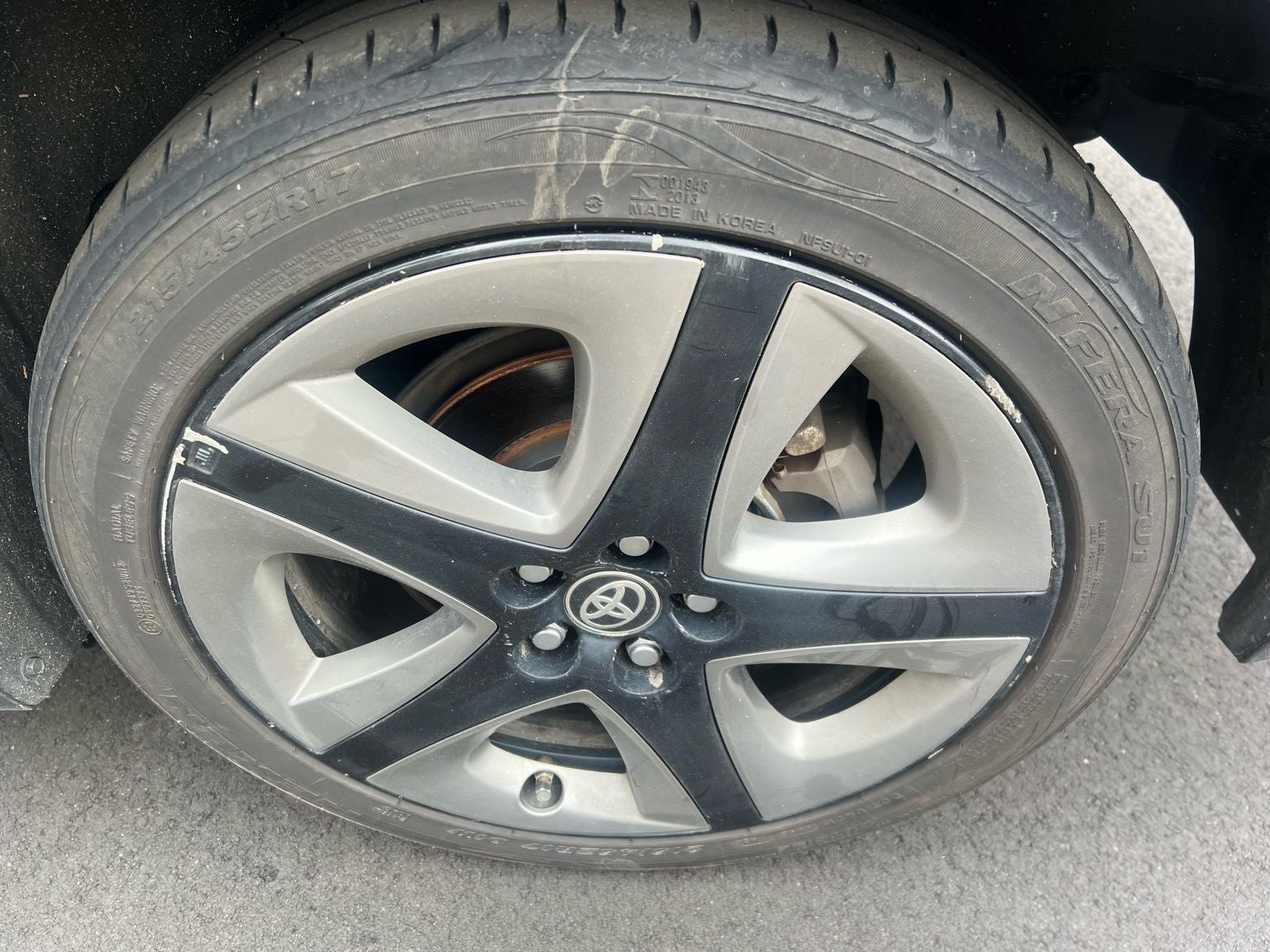 2019 Toyota Prius XLE