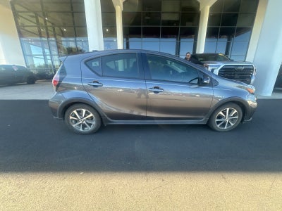 2018 Toyota Prius c Three