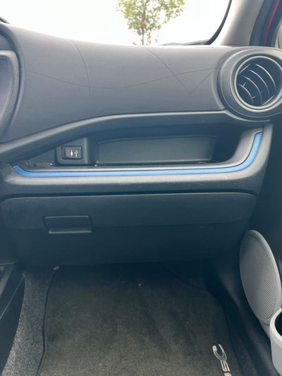 2013 Toyota Prius c Two