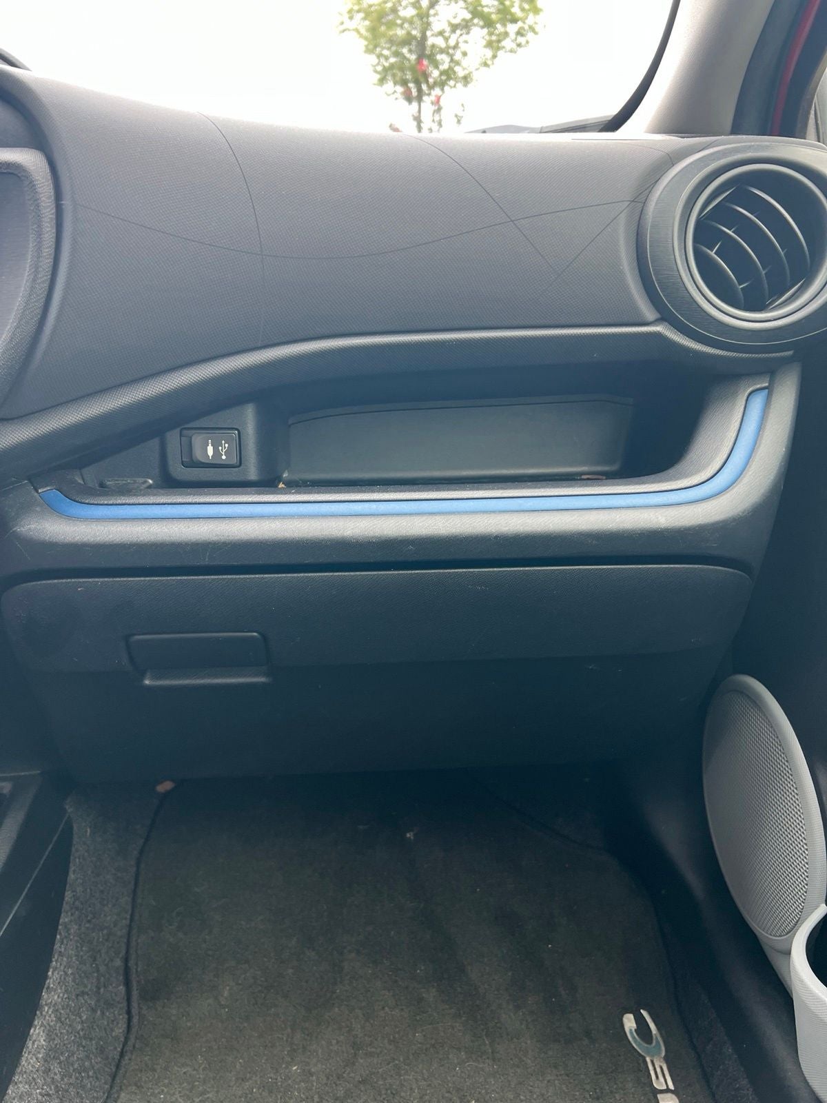 2013 Toyota Prius c Two