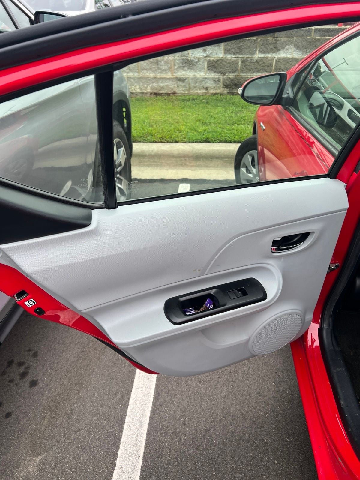 2013 Toyota Prius c Two