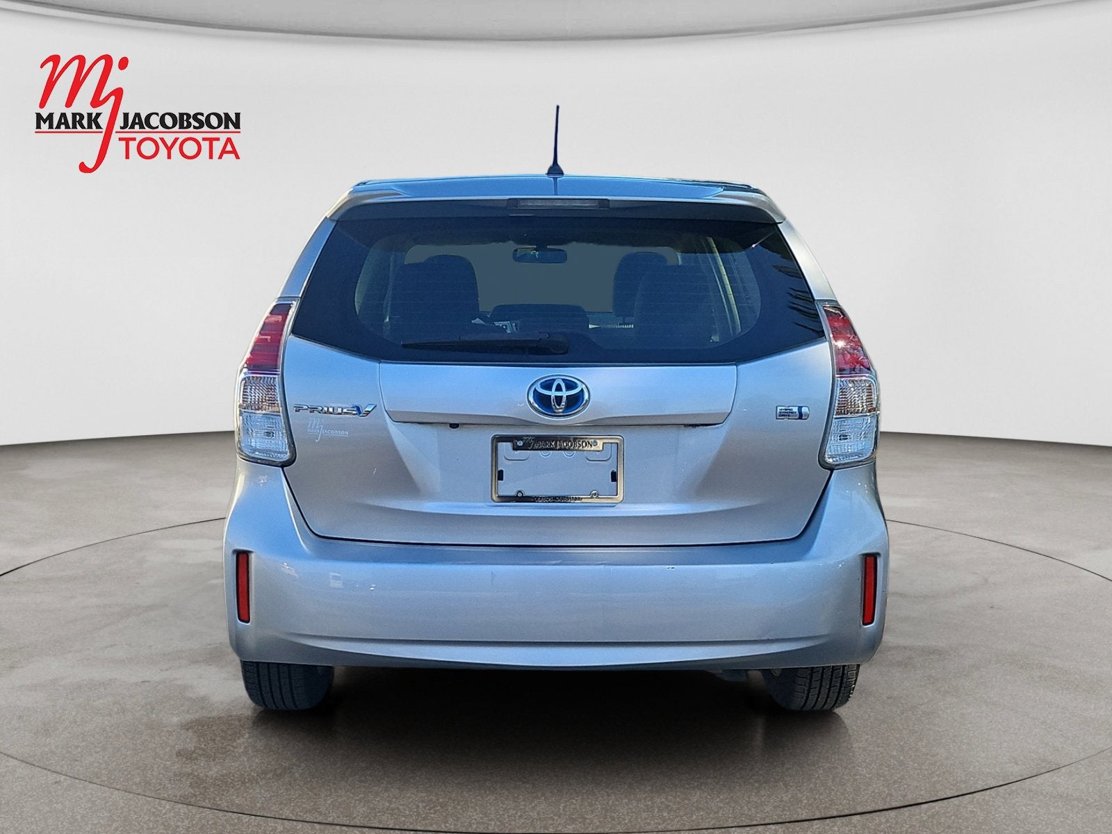 2017 Toyota Prius v Two