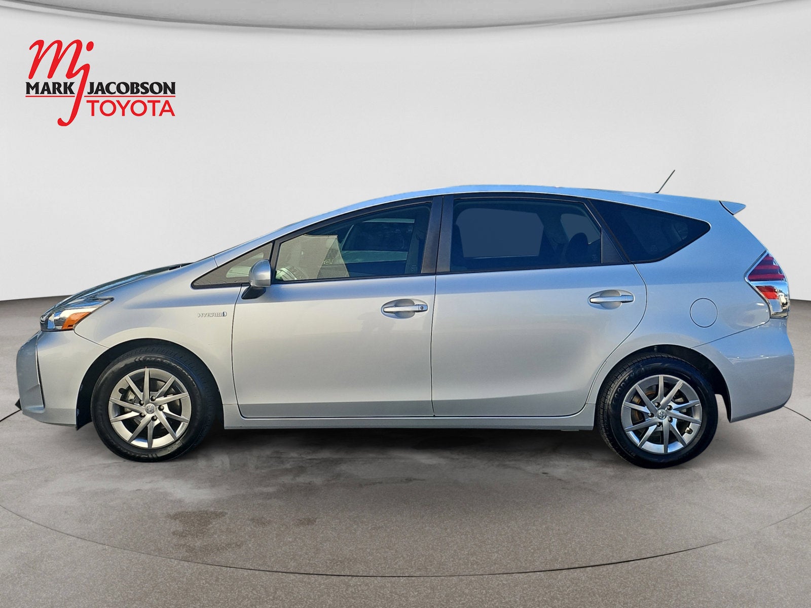 2017 Toyota Prius v Two