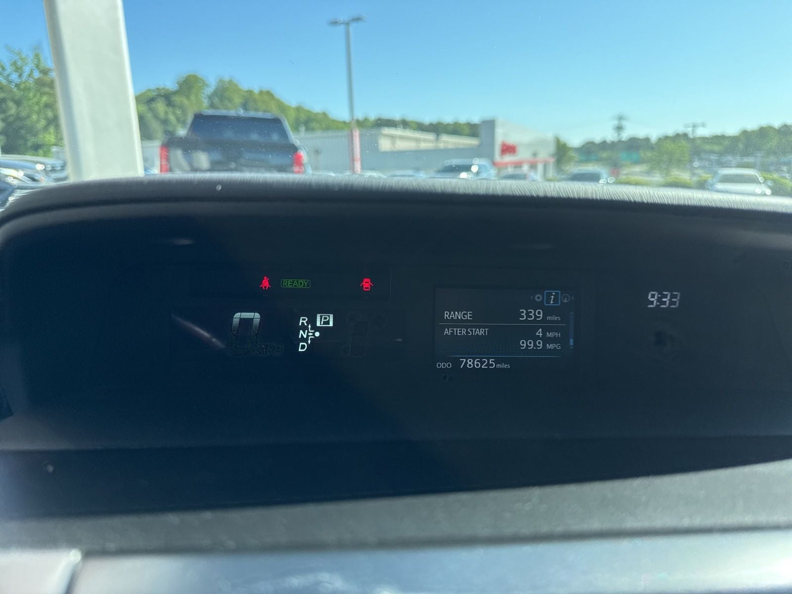 2016 Toyota Prius v Four