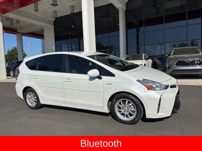 2016 Toyota Prius v Four