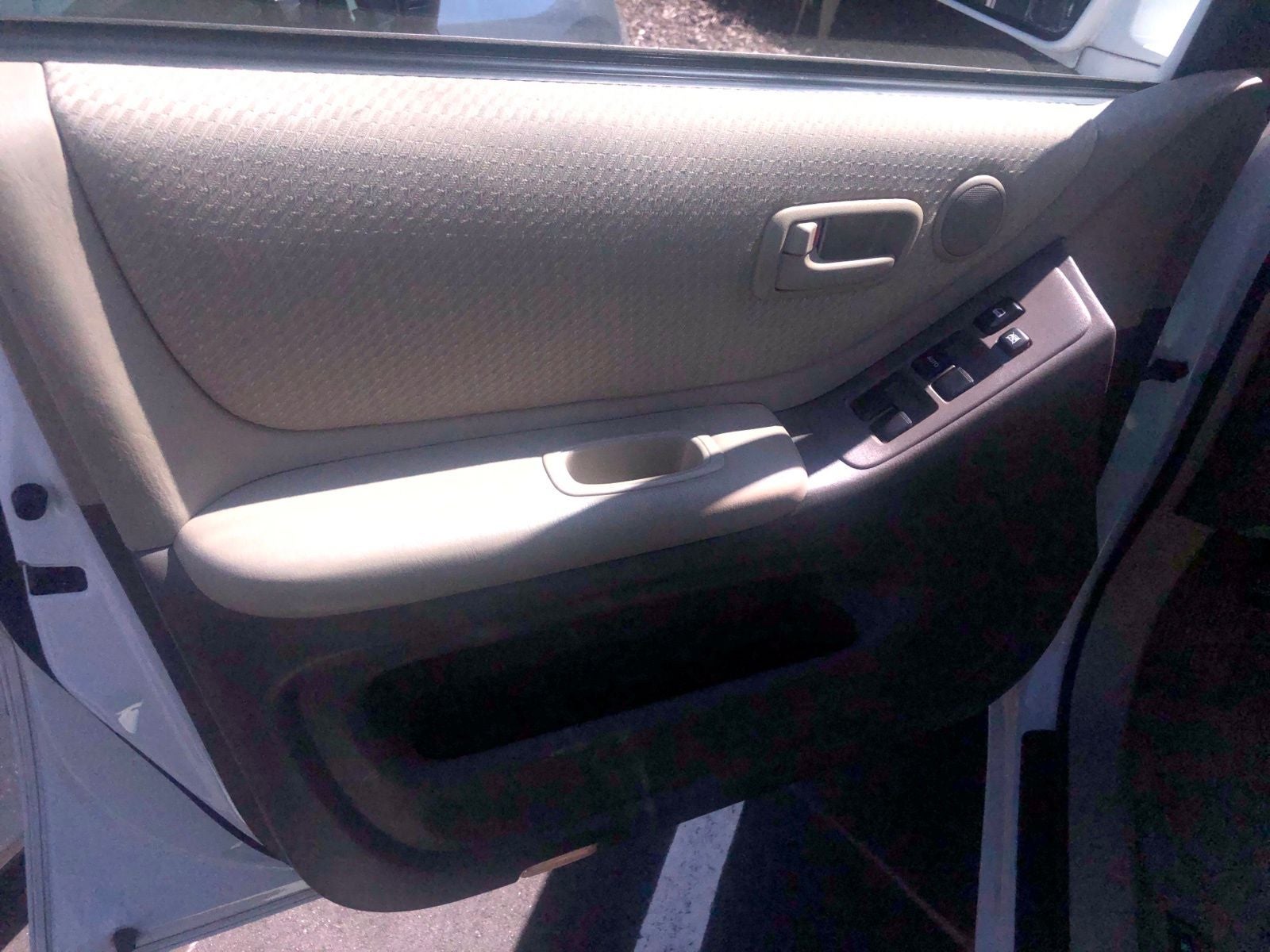 2004 Toyota Highlander Base