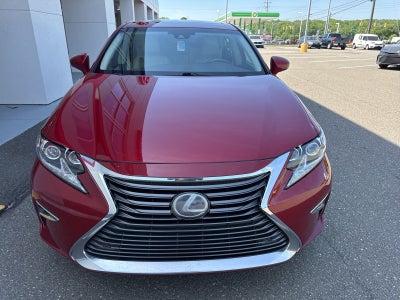 2016 Lexus ES 300h