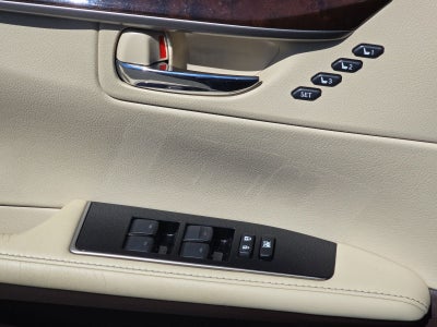 2016 Lexus ES 300h