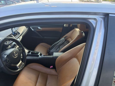 2015 Lexus CT 200h