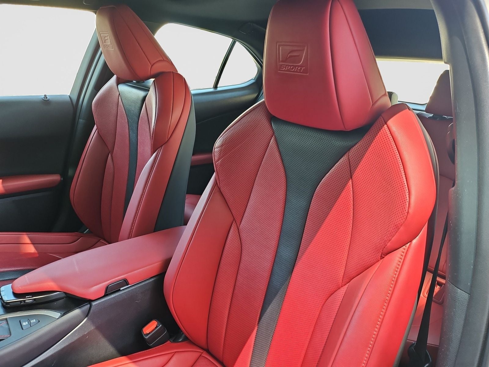 2019 Lexus UX 250h F SPORT