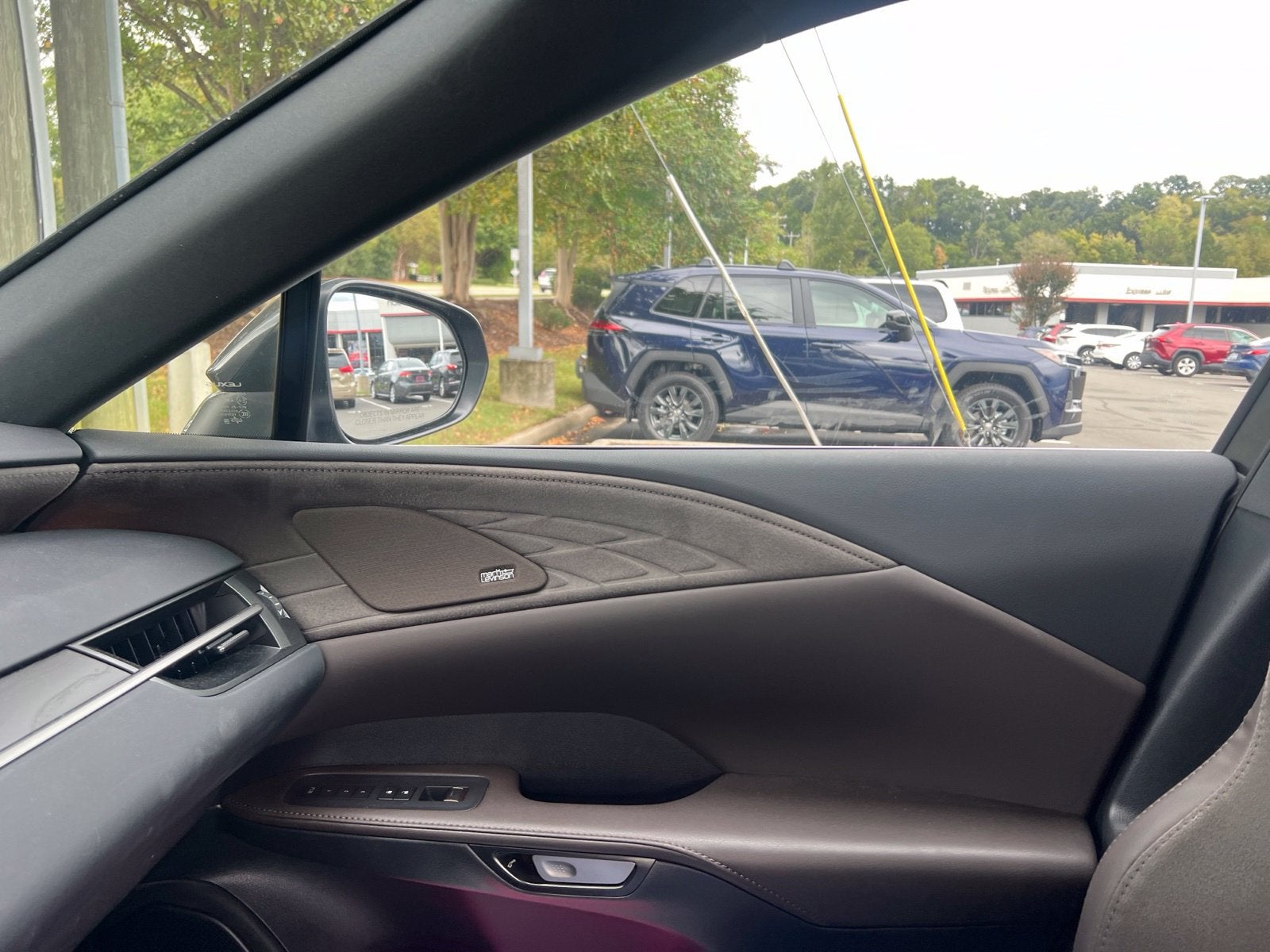 2025 Lexus RX 450h+ Luxury