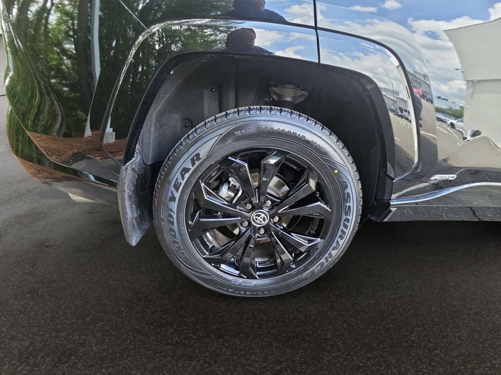 2022 Toyota RAV4 Hybrid SE