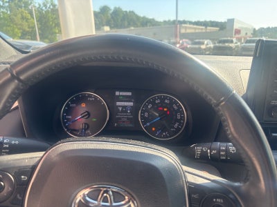 2022 Toyota RAV4 Hybrid SE