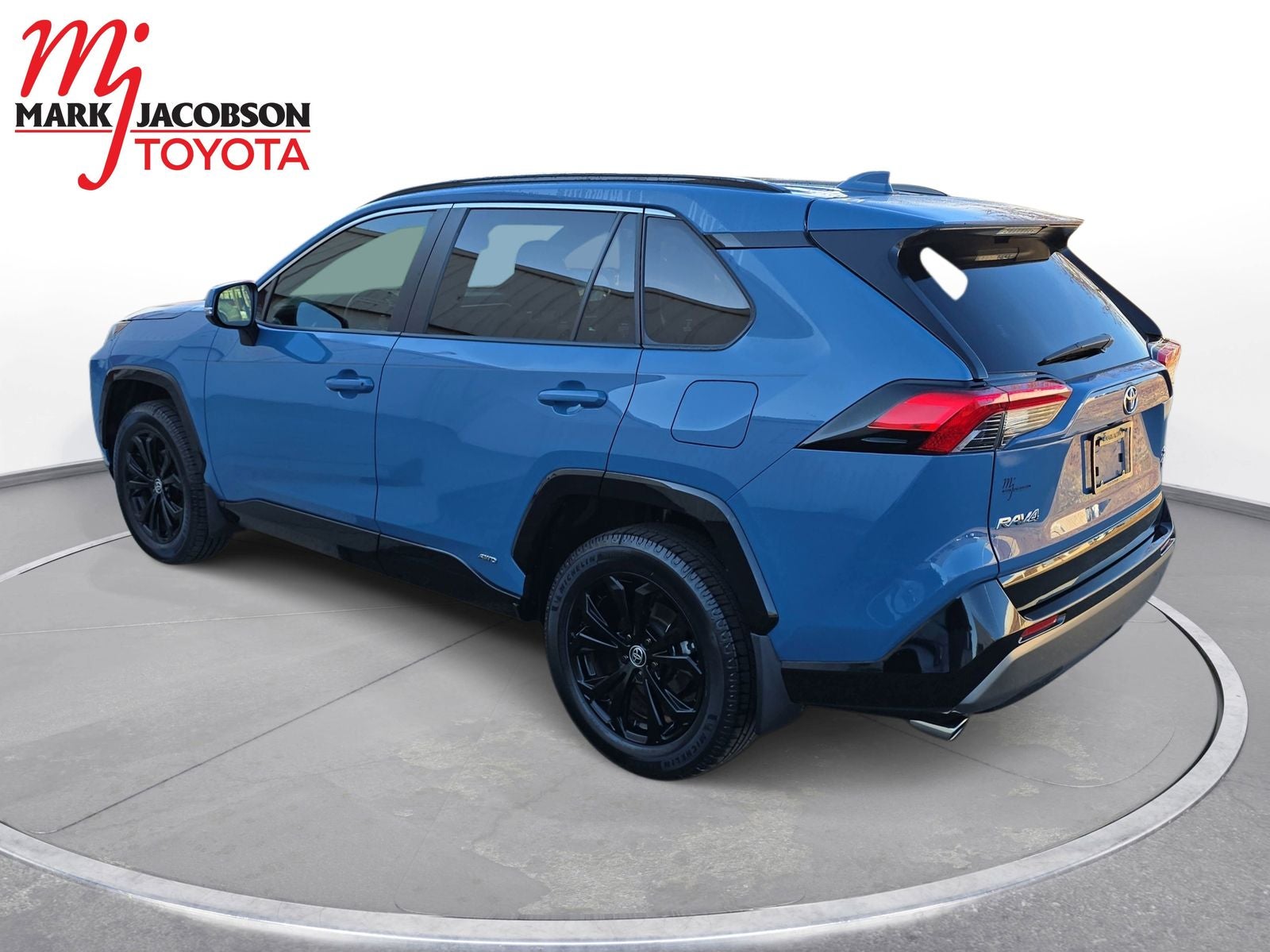 2023 Toyota RAV4 Hybrid SE