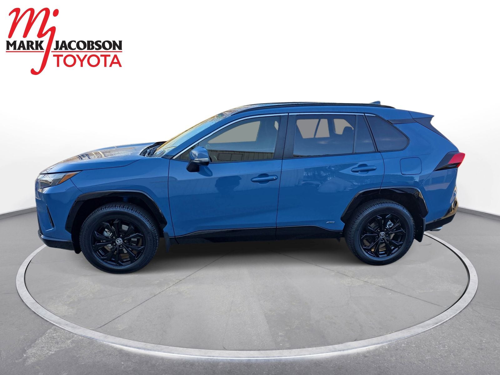 2023 Toyota RAV4 Hybrid SE