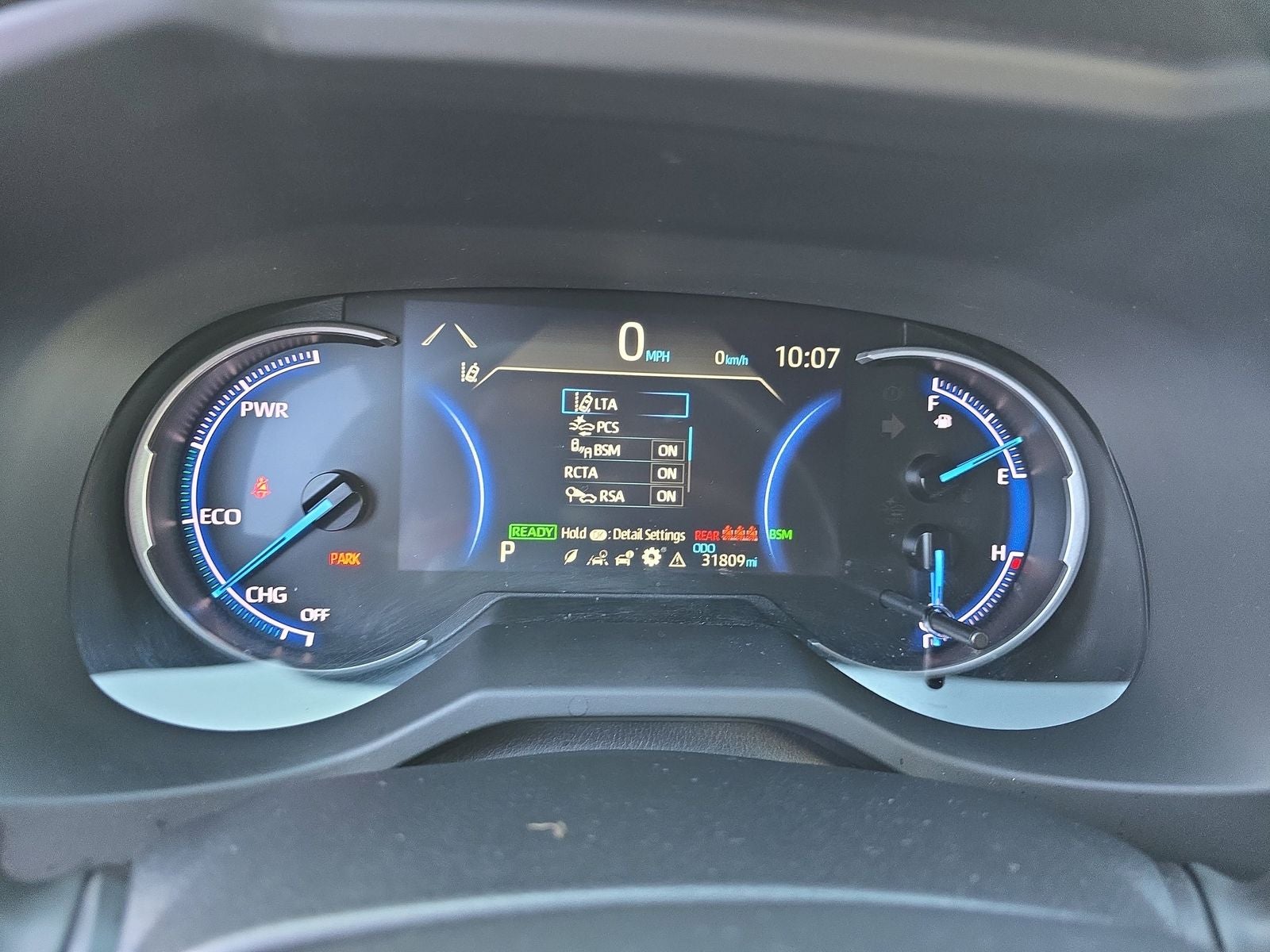 2023 Toyota RAV4 Hybrid SE