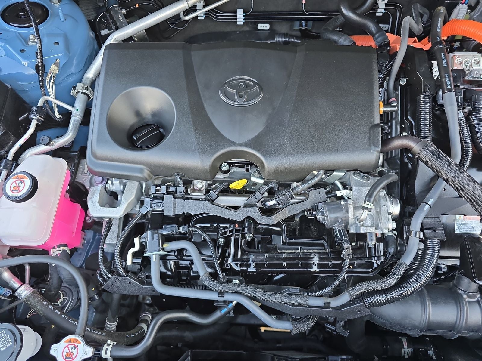 2023 Toyota RAV4 Hybrid SE