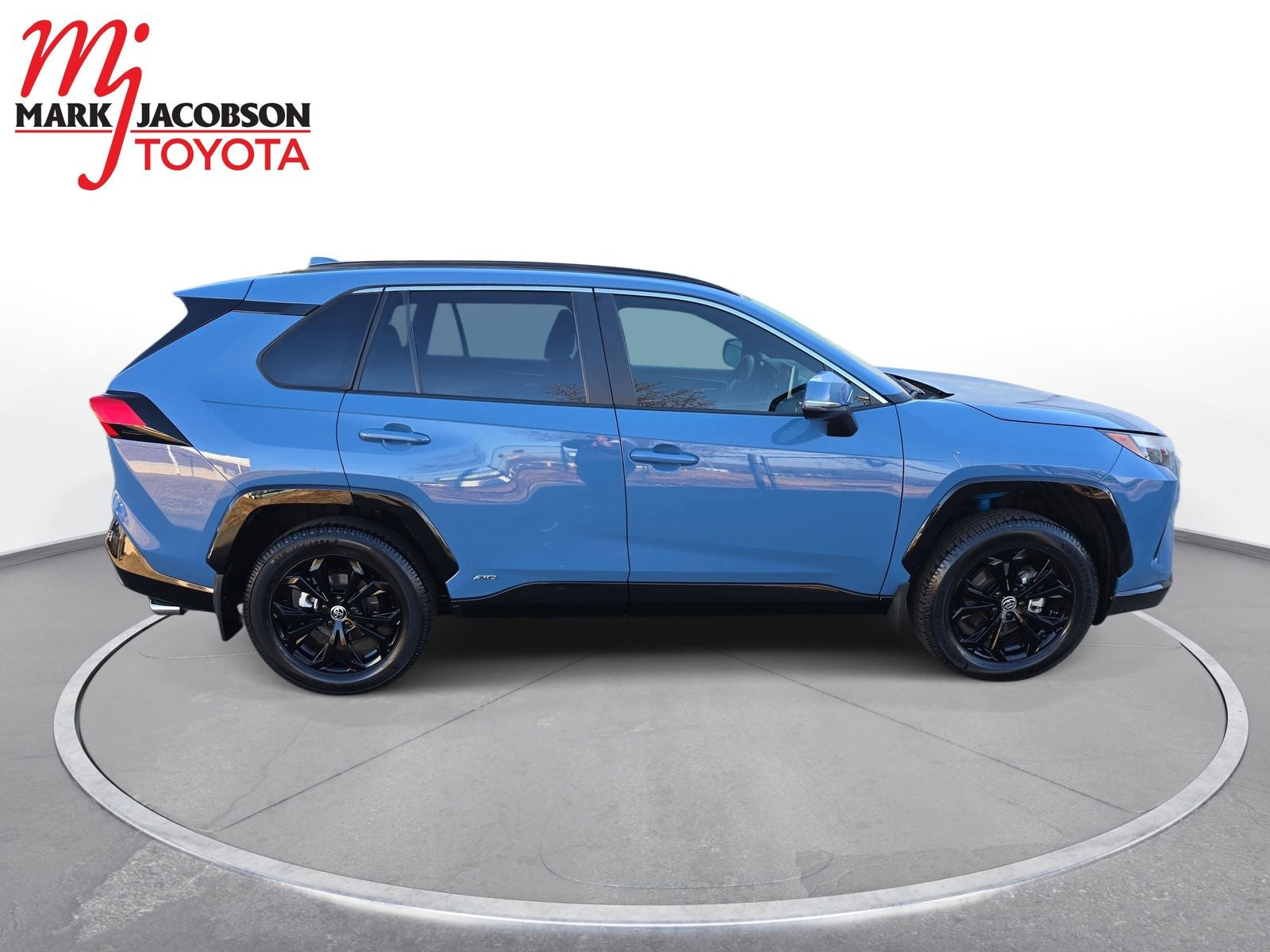 2023 Toyota RAV4 Hybrid SE