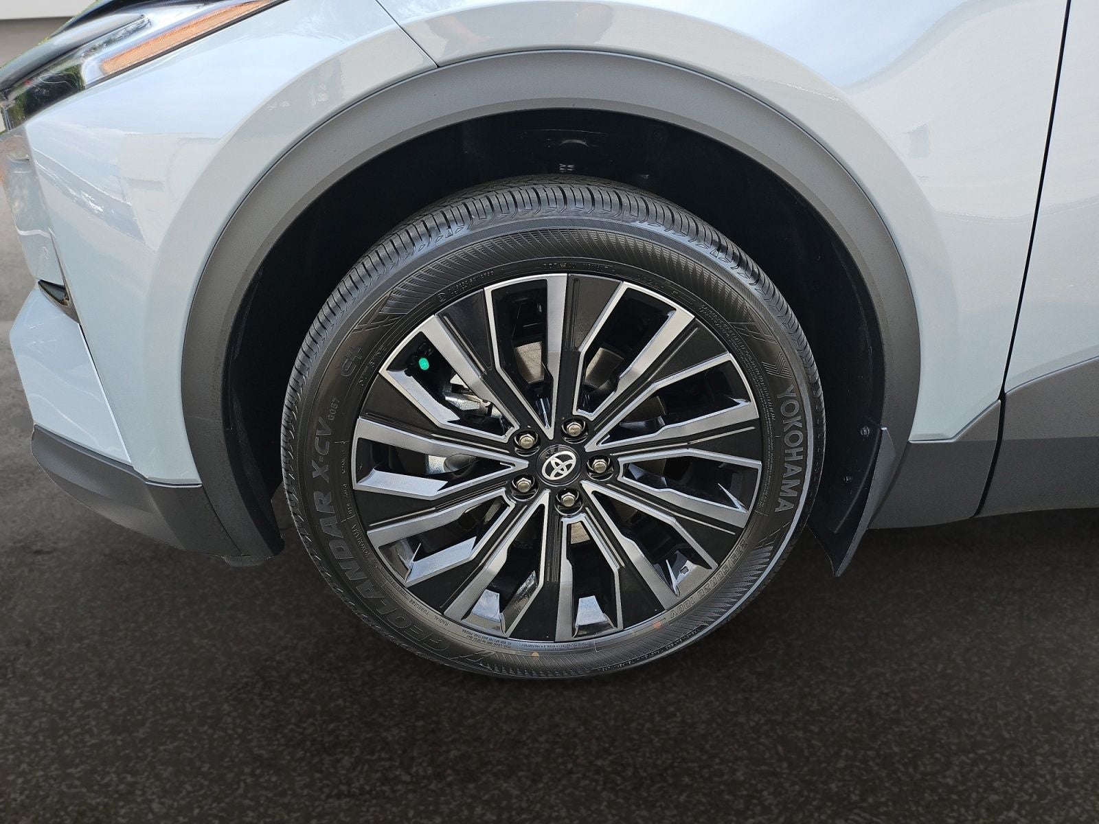 2026 Toyota C-HR XSE