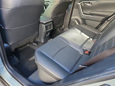 2023 Toyota RAV4 Hybrid XLE Premium
