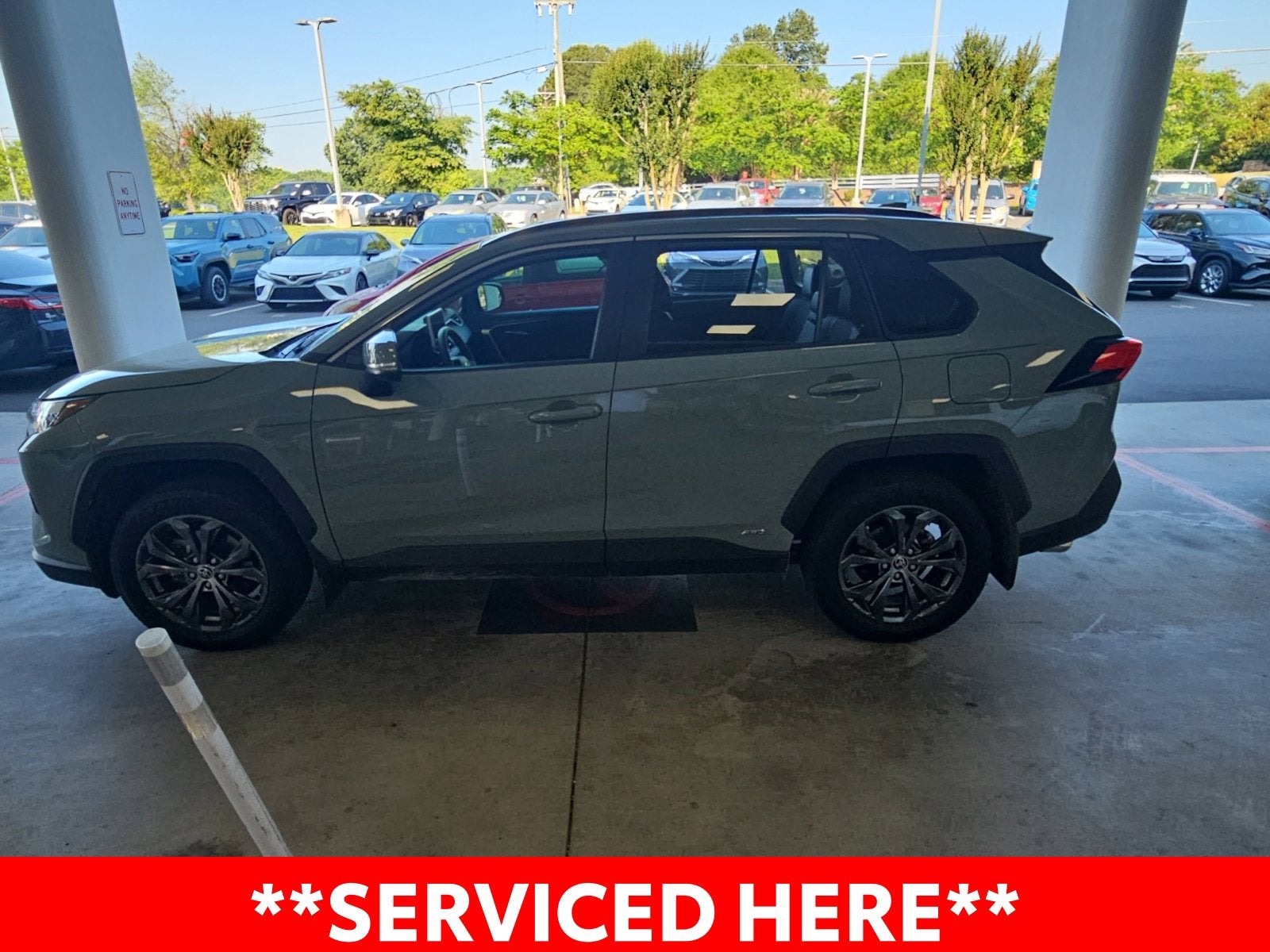 2023 Toyota RAV4 Hybrid XLE Premium