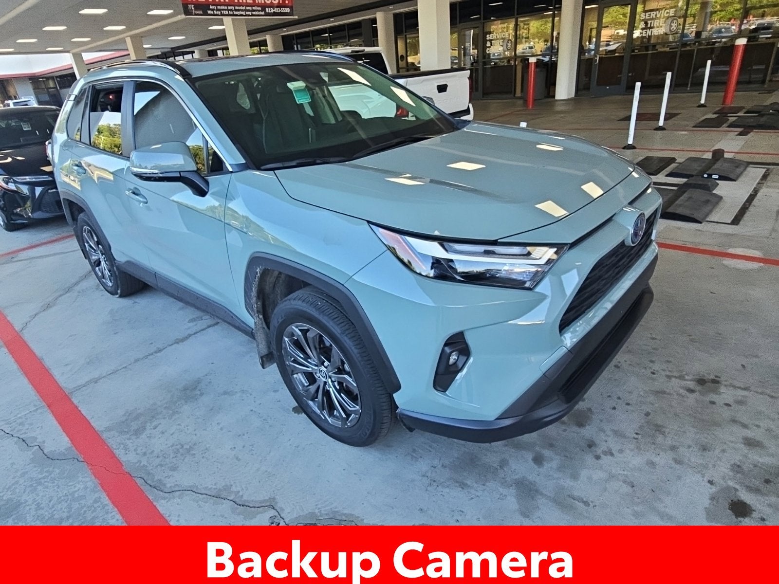 2023 Toyota RAV4 Hybrid XLE Premium