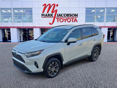 2022 Toyota RAV4 Hybrid XLE Premium