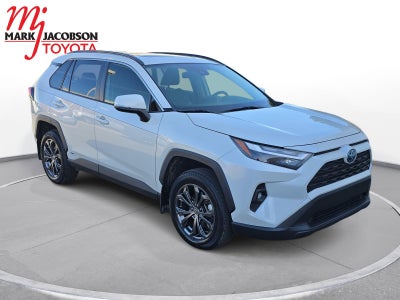 2022 Toyota RAV4 Hybrid XLE Premium