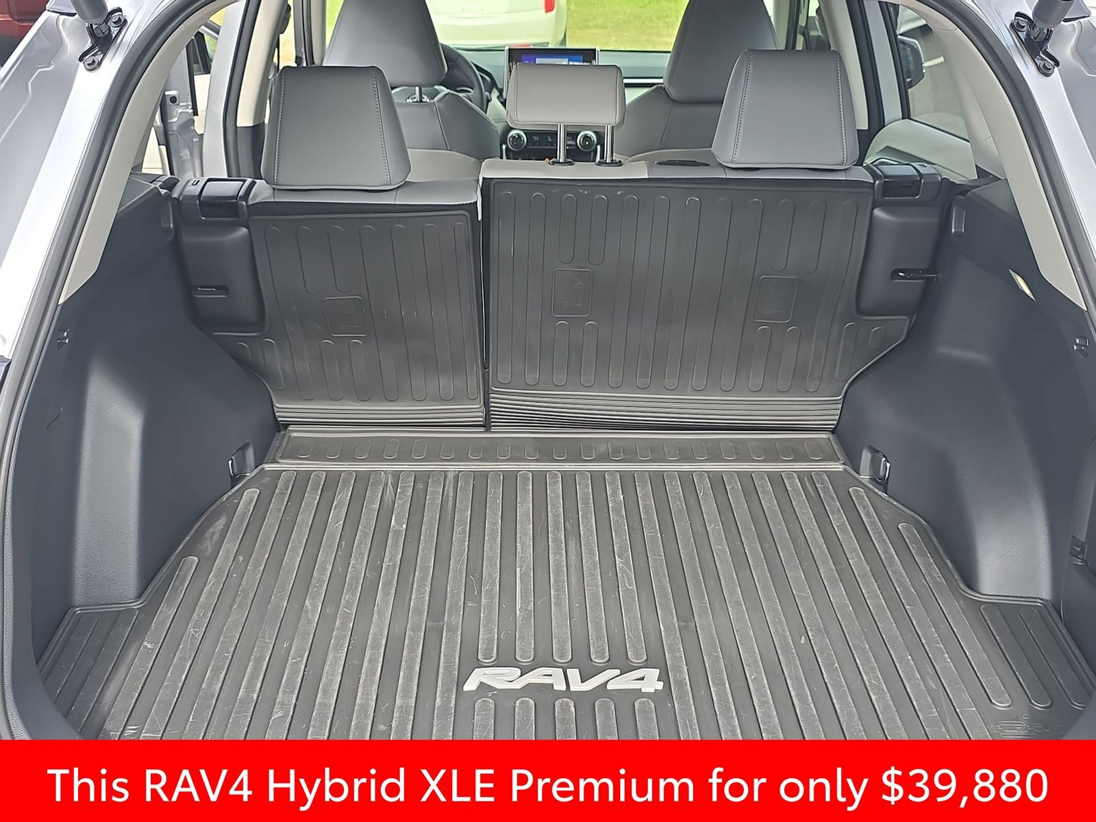 2025 Toyota RAV4 Hybrid XLE Premium
