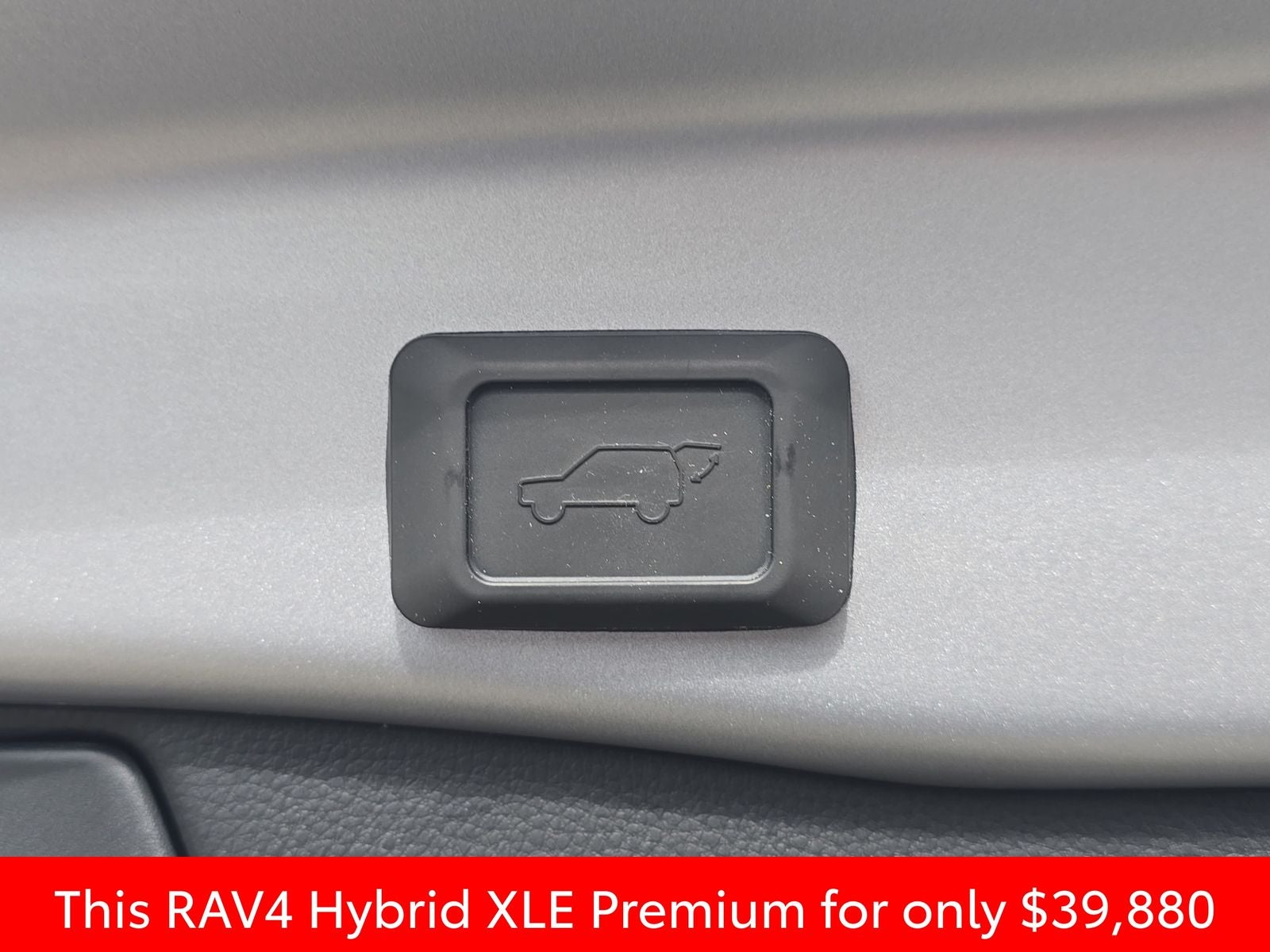 2025 Toyota RAV4 Hybrid XLE Premium