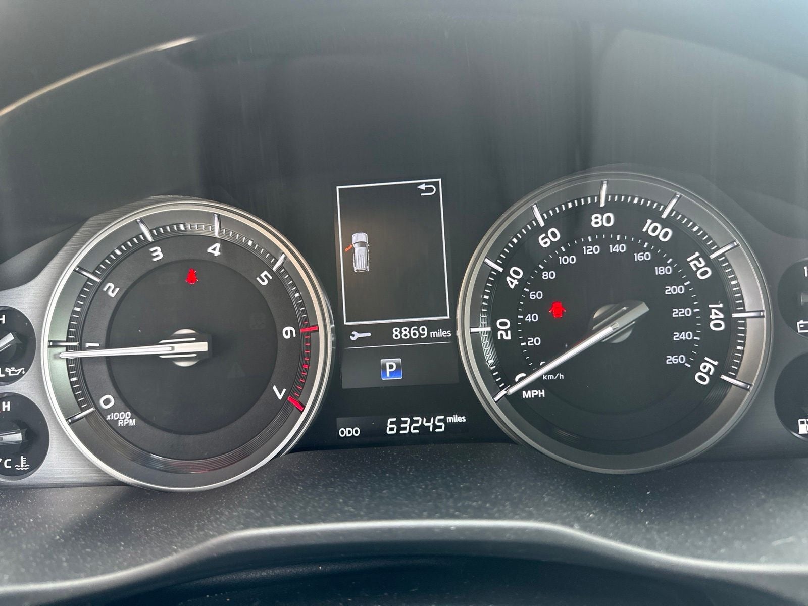 2019 Toyota Land Cruiser Base