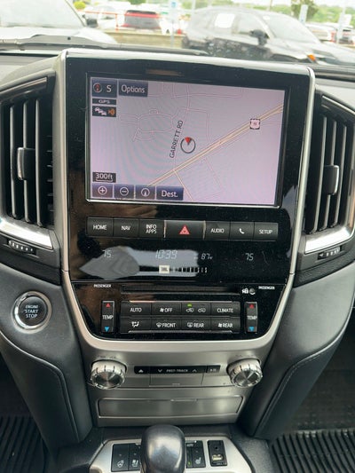 2019 Toyota Land Cruiser Base