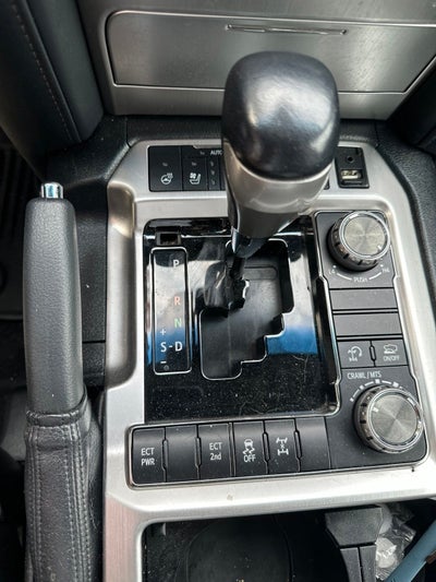2019 Toyota Land Cruiser Base
