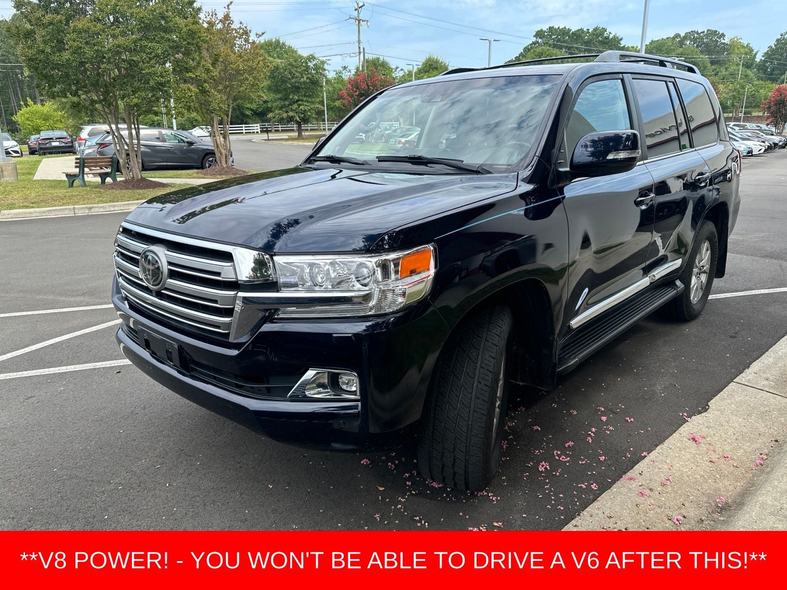 2019 Toyota Land Cruiser Base