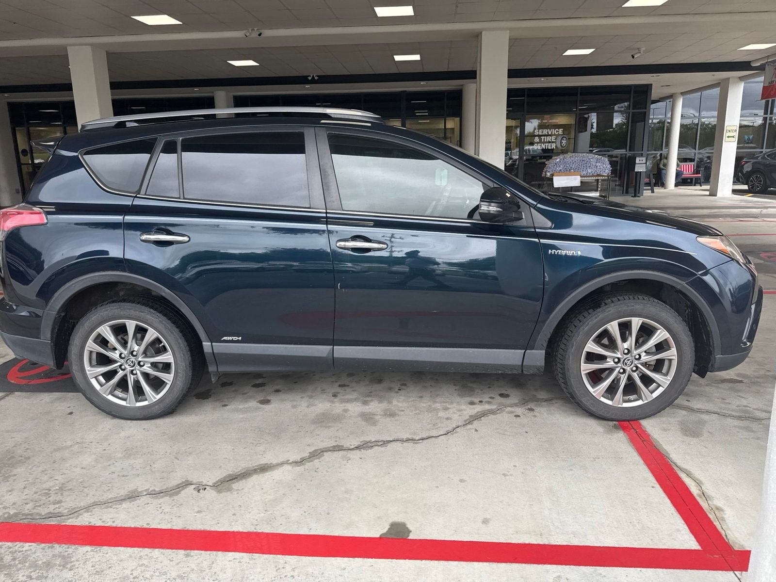 2017 Toyota RAV4 Hybrid Limited