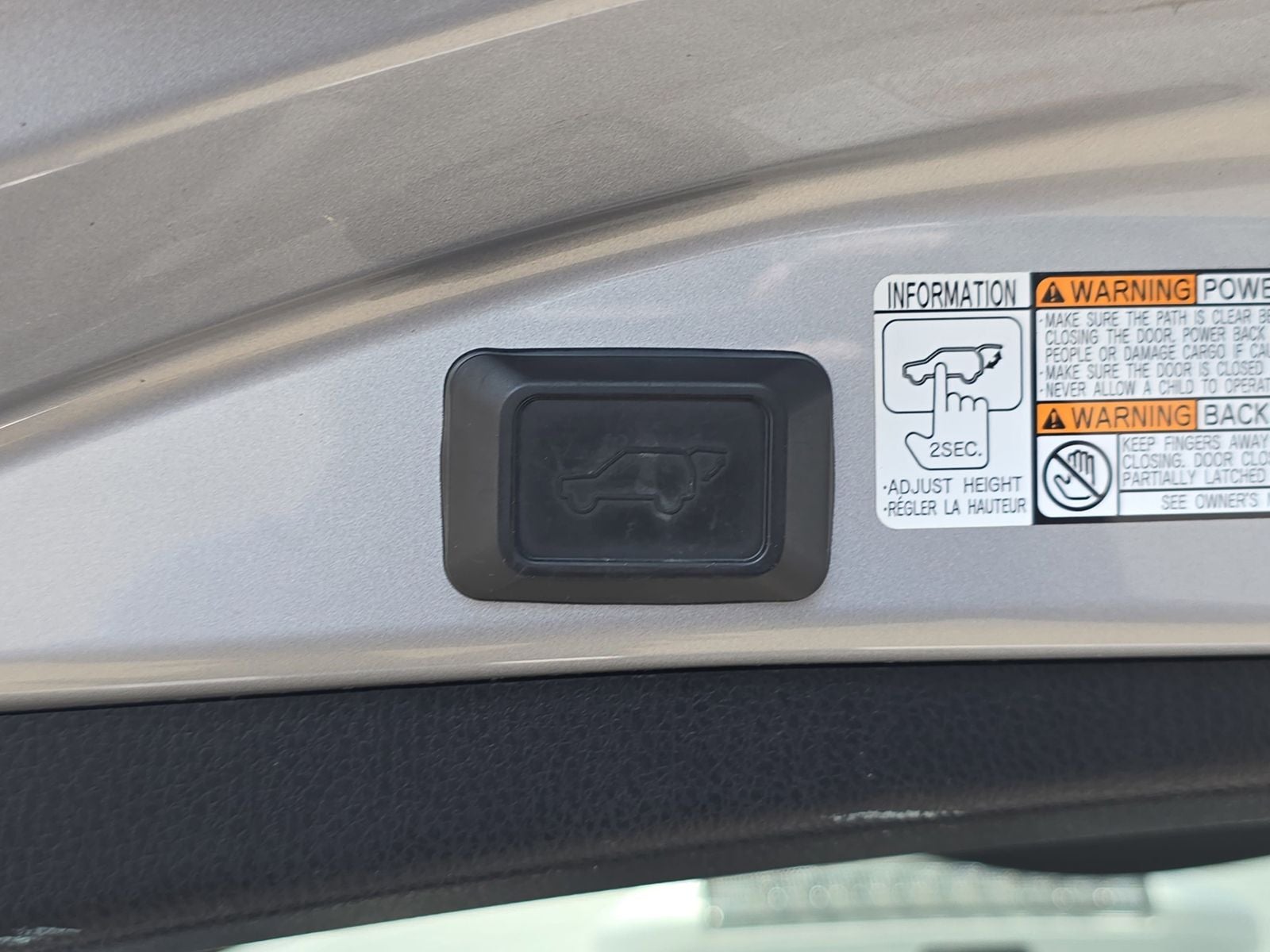 2017 Toyota RAV4 Hybrid Limited