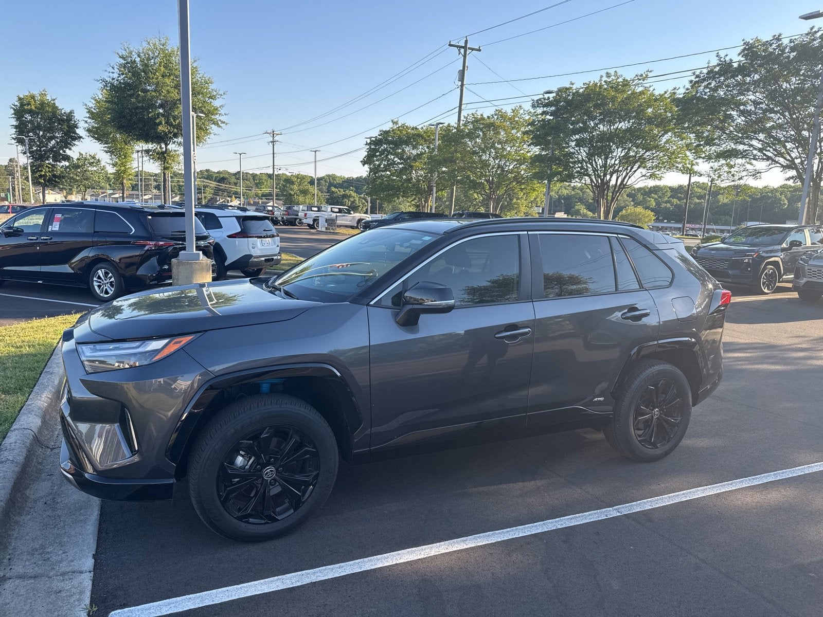 2025 Toyota RAV4 Hybrid XSE