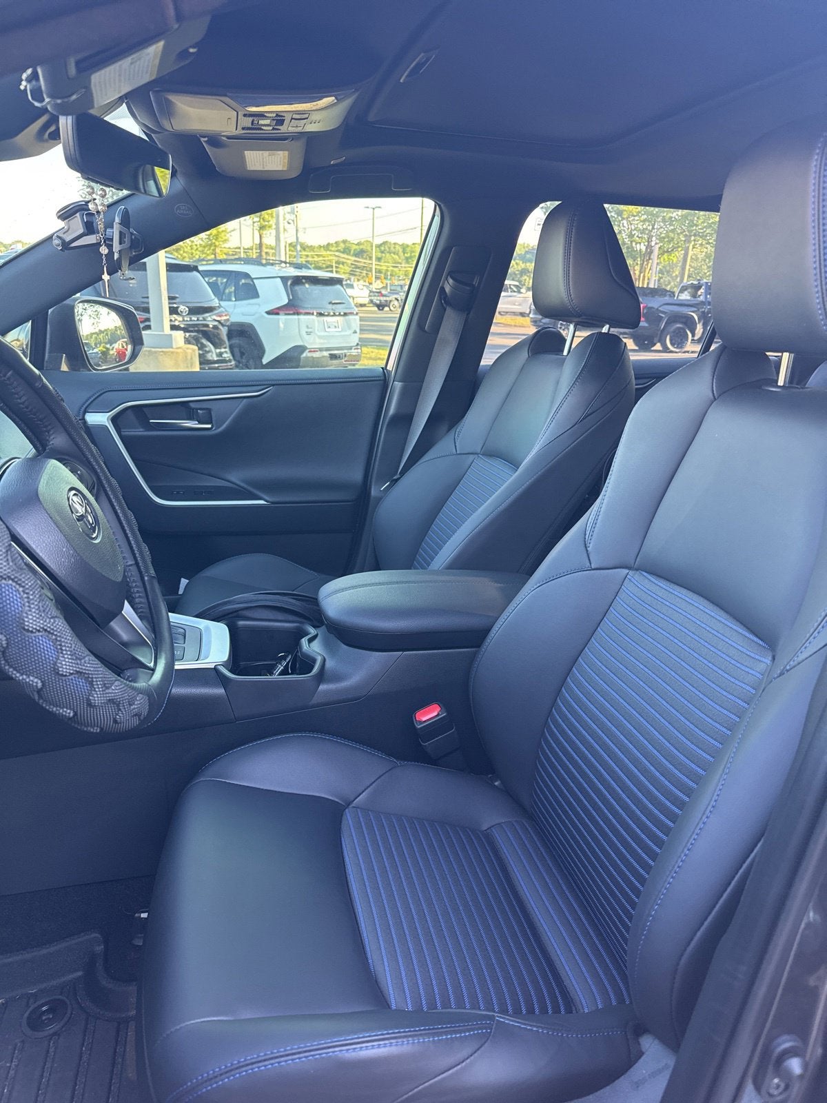 2025 Toyota RAV4 Hybrid XSE