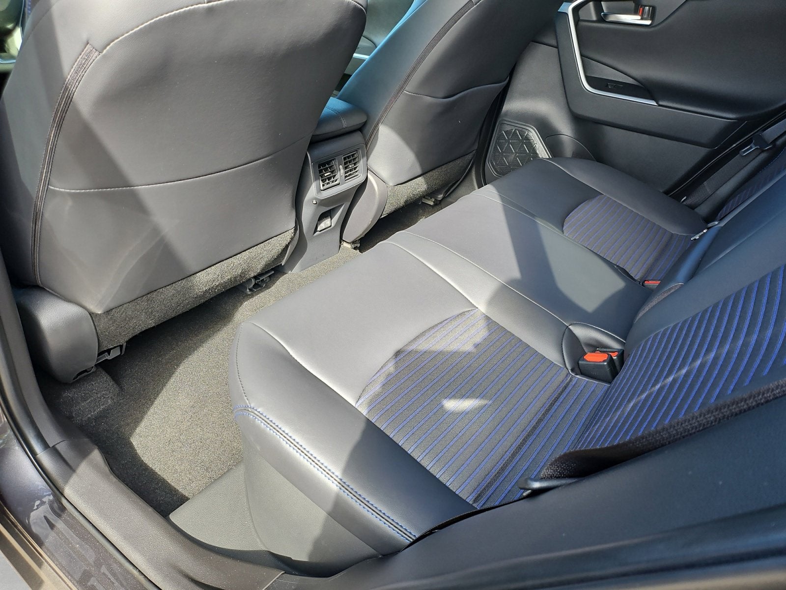 2025 Toyota RAV4 Hybrid XSE