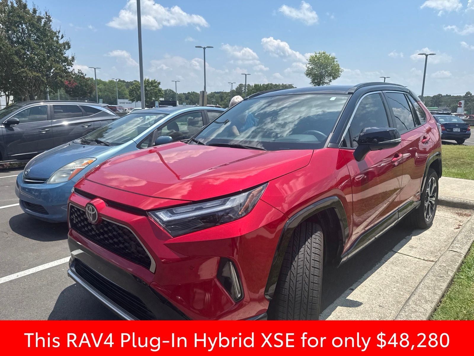 2025 Toyota RAV4 Plug-In Hybrid XSE
